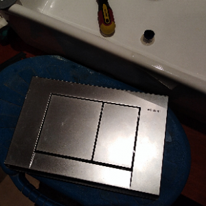 Serviços de manutenção e picheleiro