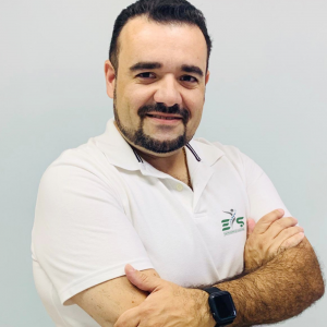 Osteopata Eduardo Silva